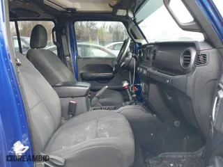 2019 Jeep Wrangler Unlimited Sport with VIN 1C4HJXDG9KW603805, listed as a IAAI auction lot 41460907 with NaN miles. Bid and sale history available at carsss.com. Image 5.