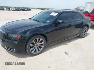 2014 Chrysler 300 S with VIN 2C3CCABG8EH376795, listed as a IAAI auction lot 42038260 with 134,265 mi miles and . Bid and sale history available at carsss.com. Image 17.