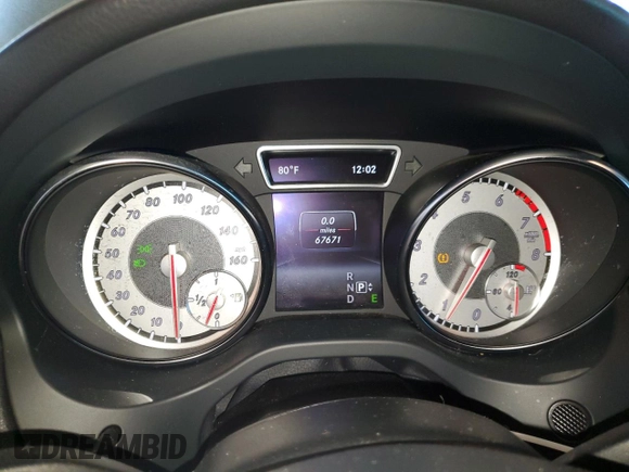 2014 Mercedes-Benz CLA 250 with VIN WDDSJ4EB2EN152031, listed as a Copart auction lot 63282785 with 67,671 mi miles and Clean title. Bid and sale history available at DreamBid. Image 9.