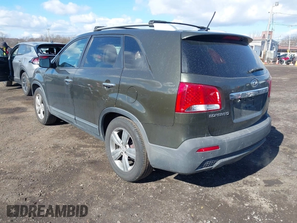 2012 Kia Sorento EX with VIN 5XYKU3A61CG269558, listed as a IAAI auction lot 41651792 with 171,754 mi miles. Bid and sale history available at carsss.com. Image 3.