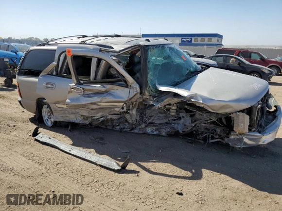2004 GMC Yukon SLT with VIN 1GKEK13Z64J139750, listed as a Copart auction lot 74820364 with 0 mi miles and Salvage Title. Bid and sale history available at carsss.com. Image 4.
