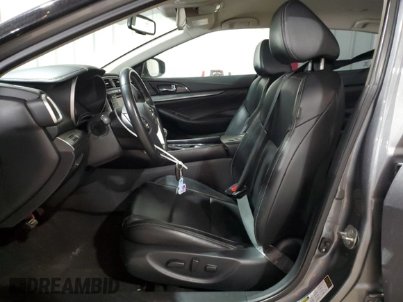 2019 Nissan Maxima SV z VIN 1N4AA6AV2KC360313, wystawiony jako Copart lot #52401595 z przebiegiem 67 822 mil mil oraz Czysty tytuł • Clean title. Historia ofert i sprzedaży dostępna na DreamBid. Obrazek 7.