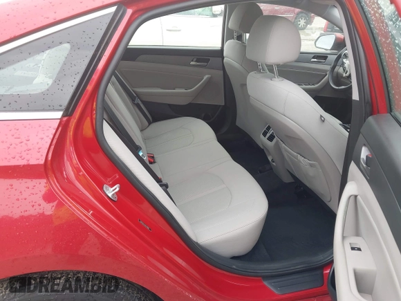 2019 Hyundai Sonata SEL with VIN 5NPE34AF3KH798085, listed as a IAAI auction lot 41822172 with 71,189 mi miles and . Bid and sale history available at DreamBid. Image 8.