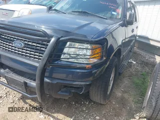 2003 Ford Expedition Special Service z VIN 1FMPU15L13LA62596, wystawiony jako IAAI lot #42262863 z przebiegiem 243 937 mil mil oraz . Historia ofert i sprzedaży dostępna na DreamBid. Obrazek 6.