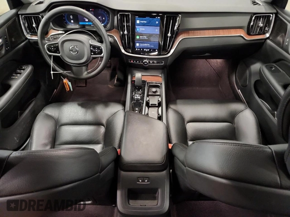 2024 Volvo S60 Plus Dark Theme z VIN 7JRL12TL4RG280801, wystawiony jako Copart lot #59200795 z przebiegiem 29 046 mil mil oraz Czysty tytuł • Clean title. Historia ofert i sprzedaży dostępna na DreamBid. Obrazek 8.
