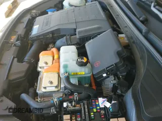 2019 Hyundai Ioniq Limited с VIN KMHC05LC5KU142321, выставлен на аукционе IAAI как лот 43396082 с пробегом 111 174 миль миль и . История ставок и продаж доступна на DreamBid. Изображение 19.