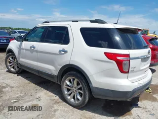 2014 Ford Explorer XLT с VIN 1FM5K7D84EGB09757, выставлен на аукционе IAAI как лот 42085010 с пробегом 146 224 миль миль и . История ставок и продаж доступна на DreamBid. Изображение 3.