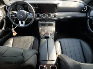 2019 Mercedes-Benz E 300 с VIN WDDZF4KB1KA656934, выставлен на аукционе Copart как лот 54543455 с пробегом Не указан миль и Списание • Salvage title. История ставок и продаж доступна на DreamBid. Изображение 8.