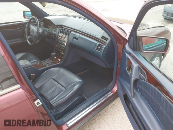 1996 Mercedes-Benz E 320 with VIN WDBJF55F1TJ014578, listed as a IAAI auction lot 41939599 with 115,461 mi miles and . Bid and sale history available at DreamBid. Image 5.