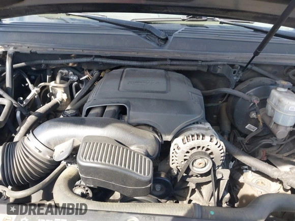 2013 Chevrolet Suburban LT with VIN 1GNSCJE07DR147780, listed as a IAAI auction lot 41666746 with 260,020 mi miles and . Bid and sale history available at DreamBid. Image 10.
