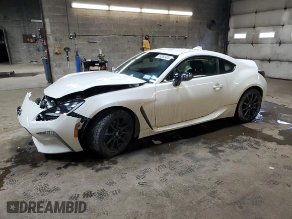 2024 Toyota 86 Premium with VIN JF1ZNBE1XR9751630, listed as a Copart auction lot 89382405 with 13,119 mi miles and Salvage Title. Bid and sale history available at DreamBid. Image 1.