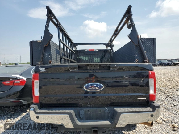 2017 Ford F-250 XLT with VIN 1FT7X2A67HED80817, listed as a Copart auction lot 50188445 with 328,987 mi miles and Clean title. Bid and sale history available at DreamBid. Image 6.