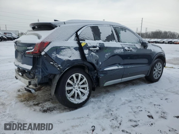 2020 Cadillac XT4 AWD Premium Luxury z VIN 1GYFZDR40LF115500, wystawiony jako Copart lot #45758825 z przebiegiem 49 526 mil mil oraz Czysty tytuł • Clean title. Historia ofert i sprzedaży dostępna na DreamBid. Obrazek 3.