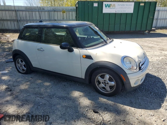 2007 MINI Hardtop with VIN WMWMF33507TU60113, listed as a Copart auction lot 53754505 with 153,806 mi miles and Clean title. Bid and sale history available at DreamBid. Image 4.