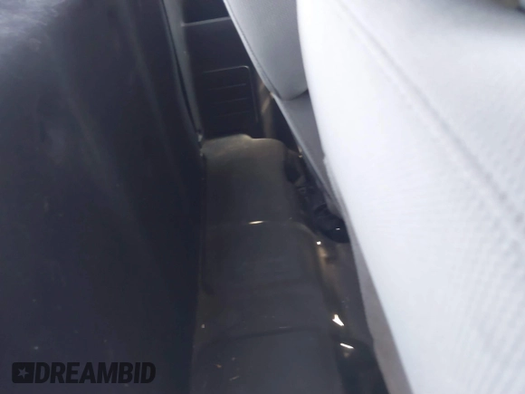 2014 Ford F-150 XL with VIN 1FTPF1CF4EKF18109, listed as a IAAI auction lot 41769763 with 228,098 mi miles and . Bid and sale history available at DreamBid. Image 8.