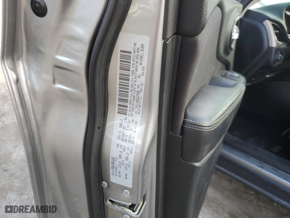 2016 Jeep Cherokee Altitude with VIN 1C4PJLAB8GW376286, listed as a Copart auction lot 86914464 with 144,873 mi miles and Salvage Title. Bid and sale history available at carsss.com. Image 13.