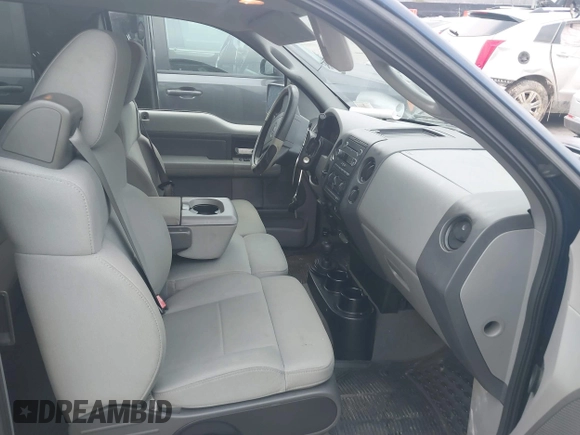 2008 Ford F-150 STX с VIN 1FTRX14W68FB84120, выставлен на аукционе IAAI как лот 40877367 с пробегом 184 108 миль миль и . История ставок и продаж доступна на DreamBid. Изображение 5.