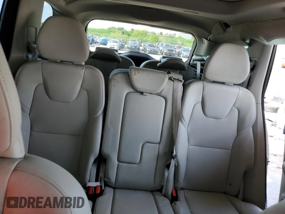 2020 Volvo XC90 Momentum with VIN YV4102CK0L1606844, listed as a Copart auction lot 64868664 with 50,290 mi miles and Non Repairable. Bid and sale history available at carsss.com. Image 10.