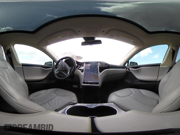 2014 Tesla Model S 60 with VIN 5YJSA1H12EFP39582, listed as a IAAI auction lot 42545143 with 117,383 mi miles and . Bid and sale history available at DreamBid. Image 20.