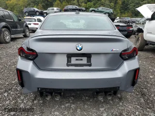 2024 BMW M2 with VIN 3MF13DM05R8E66472, listed as a Copart auction lot 72720884 with 102 mi miles and Salvage Title. Bid and sale history available at carsss.com. Image 6.