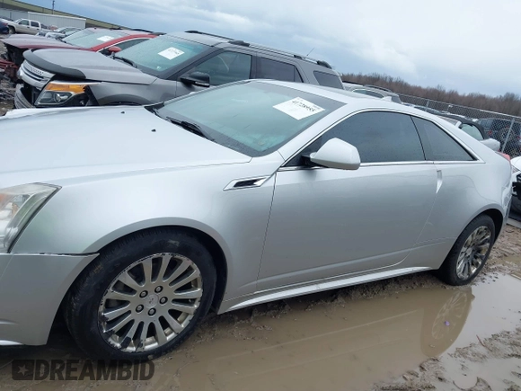 2011 Cadillac CTS Performance z VIN 1G6DL1ED4B0164237, wystawiony jako IAAI lot #41728955 z przebiegiem 161 389 mil mil oraz . Historia ofert i sprzedaży dostępna na DreamBid. Obrazek 14.