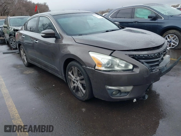 2013 Nissan Altima SV with VIN 1N4BL3AP4DC922343, listed as a IAAI auction lot 41746608 with 185,240 mi miles and . Bid and sale history available at DreamBid. Image 1.