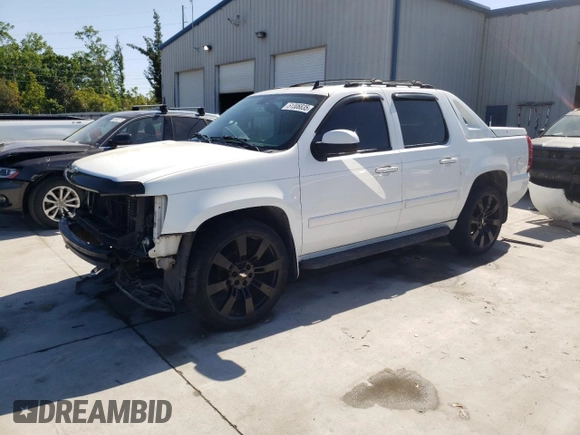 2007 Chevrolet Avalanche LTZ z VIN 3GNFK12317G210976, wystawiony jako Copart lot #51306835 z przebiegiem 283 913 mil mil oraz Szkody całkowita. Historia ofert i sprzedaży dostępna na DreamBid. Obrazek 1.
