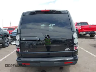 2016 Land Rover LR4 HSE с VIN SALAG2V66GA833808, выставлен на аукционе IAAI как лот 40630890 с пробегом 72 639 миль миль и . История ставок и продаж доступна на DreamBid. Изображение 16.