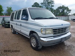 1992 Ford Econoline Cargo z VIN 1FDEE14N3NHA25465, wystawiony jako IAAI lot #42149941 z przebiegiem 172 438 mil mil oraz . Historia ofert i sprzedaży dostępna na DreamBid. Obrazek 1.