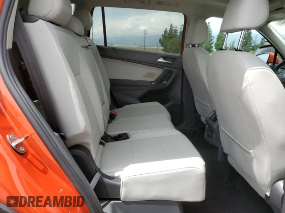 2018 Volkswagen Tiguan SEL with VIN 3VV3B7AX8JM083219, listed as a Copart auction lot 54275945 with 59,780 mi miles and Salvage title. Bid and sale history available at DreamBid. Image 11.