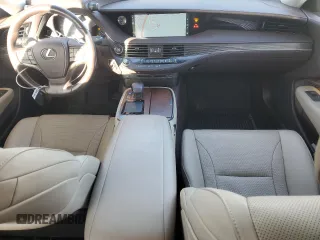 2020 Lexus LS with VIN JTHD51FF5L5012803, listed as a Copart auction lot 75730534 with 30,365 mi miles and Salvage Title. Bid and sale history available at carsss.com. Image 8.