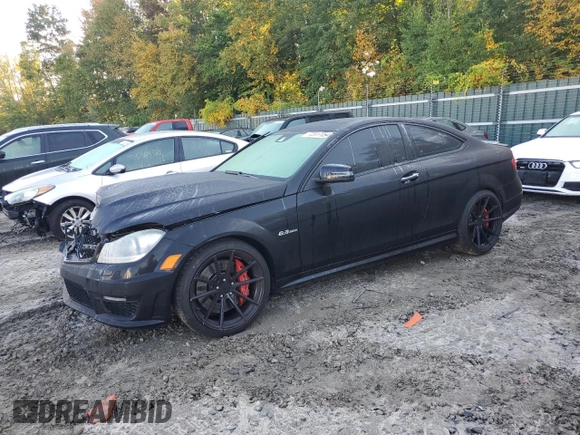 2013 Mercedes-Benz C-Class C 63 AMG with VIN WDDGJ7HB7DG057339, listed as a Copart auction lot 72917054 with 124,676 mi miles and Salvage Title. Bid and sale history available at carsss.com. Image 1.