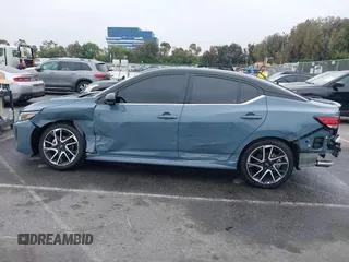 2025 Nissan Sentra SR с VIN 3N1AB8DVXSY233950, выставлен на аукционе IAAI как лот 42429684 с пробегом 5 114 миль миль и . История ставок и продаж доступна на DreamBid. Изображение 15.