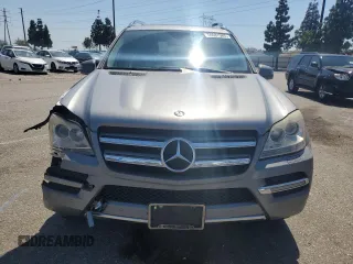 2012 Mercedes-Benz GL 450 z VIN 4JGBF7BE2CA766315, wystawiony jako Copart lot #56687985 z przebiegiem 180 016 mil mil oraz Szkoda całkowita • Salvage title. Historia ofert i sprzedaży dostępna na DreamBid. Obrazek 5.