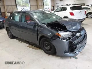2018 Toyota Corolla L z VIN 5YFBURHE1JP750399, wystawiony jako IAAI lot #42018170 z przebiegiem 83 867 mil mil oraz . Historia ofert i sprzedaży dostępna na DreamBid. Obrazek 1.