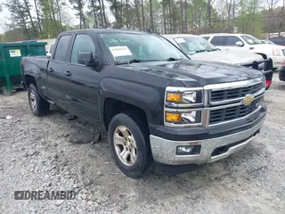 2015 Chevrolet Silverado 1500 LT with VIN 1GCVKREC3FZ170154, listed as a IAAI auction lot 41940479 with 200,965 mi miles. Bid and sale history available at carsss.com. Image 1.