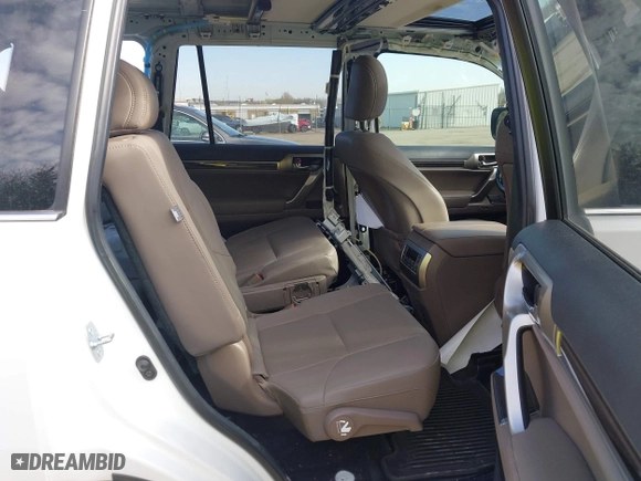 2020 Lexus GX with VIN JTJAM7BX9L5256329, listed as a IAAI auction lot 41752935 with 84,822 mi miles. Bid and sale history available at carsss.com. Image 8.