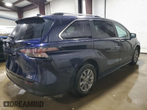 2023 Toyota Sienna XLE with VIN 5TDYSKFC8PS075322, listed as a Copart auction lot 52190025 with 64,557 mi miles and Salvage Title. Bid and sale history available at carsss.com. Image 3.