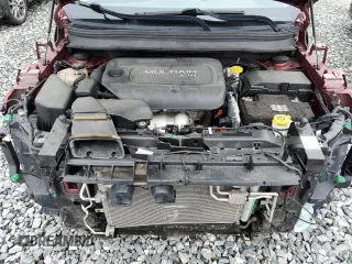 2018 Jeep Cherokee Latitude z VIN 1C4PJMCB6JD610141, wystawiony jako Copart lot #55257945 z przebiegiem 154 215 mil mil oraz Szkoda całkowita • Salvage title. Historia ofert i sprzedaży dostępna na DreamBid. Obrazek 12.