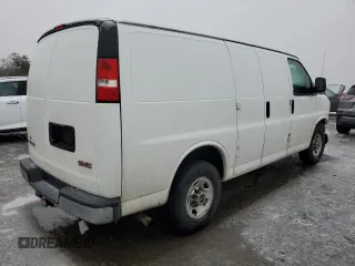 2017 GMC Savana Cargo Van with VIN 1GTW7AFG9H1105383, listed as a Copart auction lot 42632255 with 0 mi miles and Salvage Title. Bid and sale history available at carsss.com. Image 3.