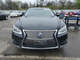 2013 Lexus LS z VIN JTHDU1EF0D5015775, wystawiony jako Copart lot #56936895 z przebiegiem 97 826 mil mil oraz Tytuł czysty. Historia ofert i sprzedaży dostępna na DreamBid. Obrazek 5.