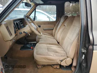 1988 Ford Bronco с VIN 1FMCU14T6JUA71950, выставлен на аукционе Copart как лот 85363734 с пробегом 47 657 миль миль и Чистый • Clean title. История ставок и продаж доступна на DreamBid. Изображение 7.