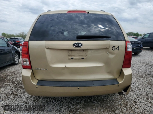 2011 Kia Sedona LX with VIN KNDMG4C71B6409718, listed as a Copart auction lot 55309365 with 307,610 mi miles and Salvage Title. Bid and sale history available at carsss.com. Image 6.
