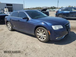 2016 Chrysler 300 Limited with VIN 2C3CCARG8GH238957, listed as a Copart auction lot 51407335 with 197,517 mi miles and Salvage Title. Bid and sale history available at DreamBid. Image 4.