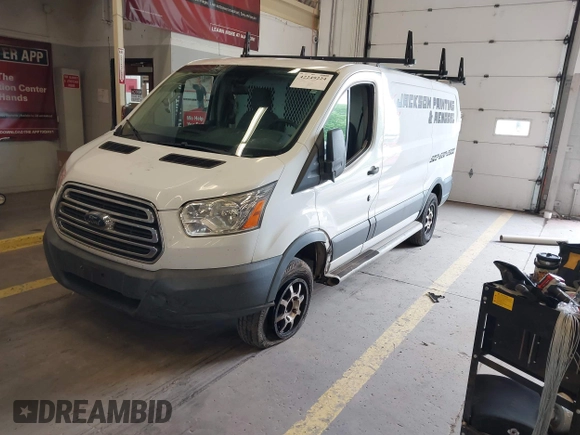 2015 Ford Transit Cargo z VIN 1FTNR1ZM4FKA66250, wystawiony jako IAAI lot #42249224 z przebiegiem 86 225 mil mil oraz . Historia ofert i sprzedaży dostępna na DreamBid. Obrazek 17.
