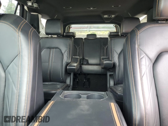 2023 Ford Expedition Max Platinum z VIN 1FMJK1L83PEA26090, wystawiony jako Copart lot #62422905 z przebiegiem 15 747 mil mil oraz Szkoda całkowita • Salvage title. Historia ofert i sprzedaży dostępna na DreamBid. Obrazek 10.