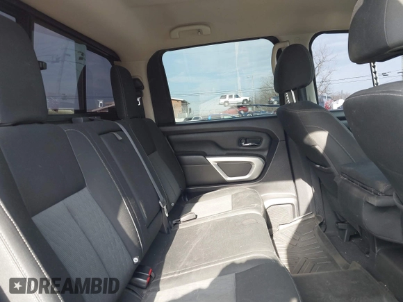 2017 Nissan Titan SV with VIN 1N6AA1EJ3HN538034, listed as a IAAI auction lot 41863785 with 204,198 mi miles and . Bid and sale history available at DreamBid. Image 8.