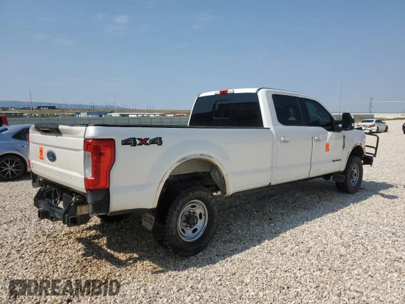 2017 Ford F-350 Platinum with VIN 1FT8W3BTXHEB92195, listed as a Copart auction lot 62408394 with Not Provided miles and Salvage Title. Bid and sale history available at DreamBid. Image 3.