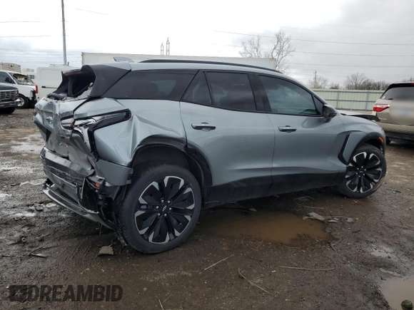 2024 Chevrolet Blazer EV eAWD RS z VIN 3GNKDCRJ1RS219282, wystawiony jako Copart lot #47586325 z przebiegiem 346 mil mil oraz Nie do naprawy. Historia ofert i sprzedaży dostępna na DreamBid. Obrazek 3.