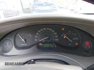 2003 Buick Century Custom with VIN 2G4WS52J531167725, listed as a IAAI auction lot 41907924 with 138,006 mi miles. Bid and sale history available at carsss.com. Image 7.